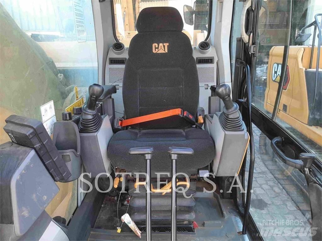 CAT 33607 Escavadeiras de esteiras