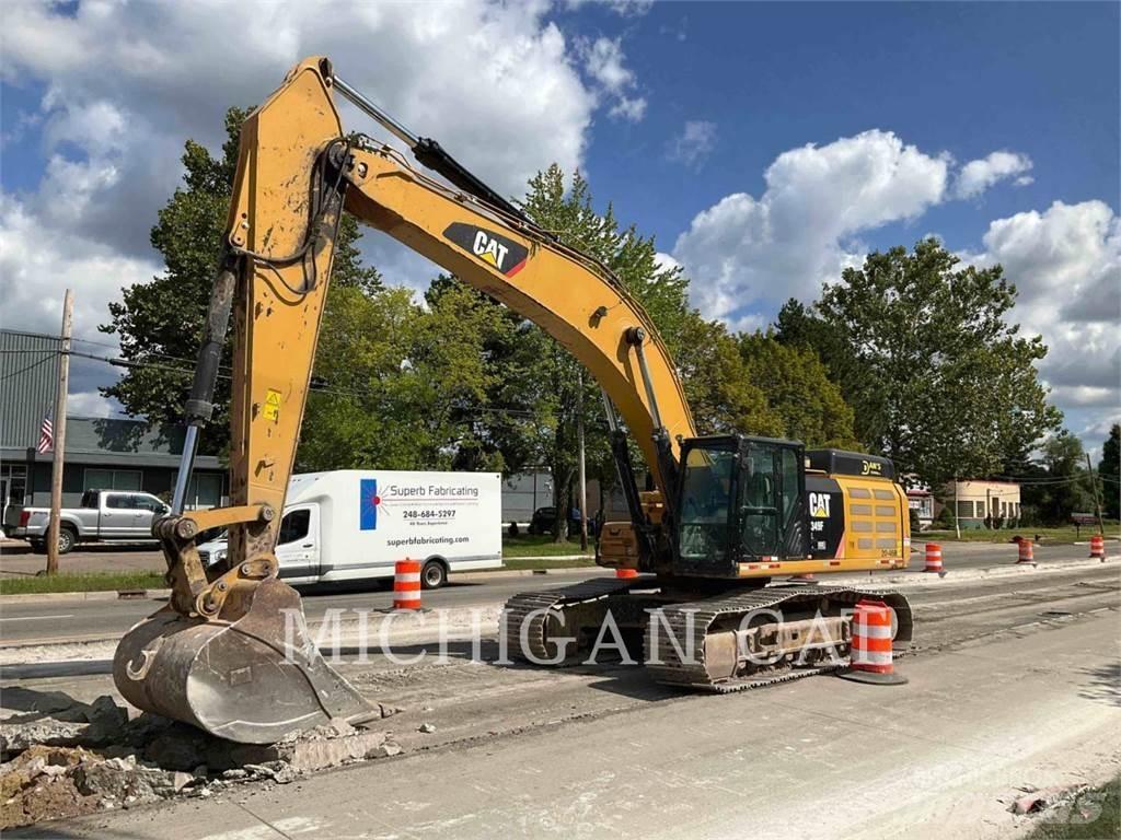 CAT 349FL + Escavadeiras de esteiras
