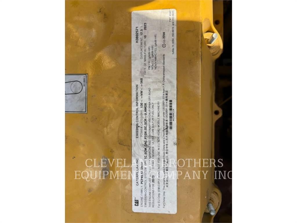 CAT 352 Escavadeiras de esteiras