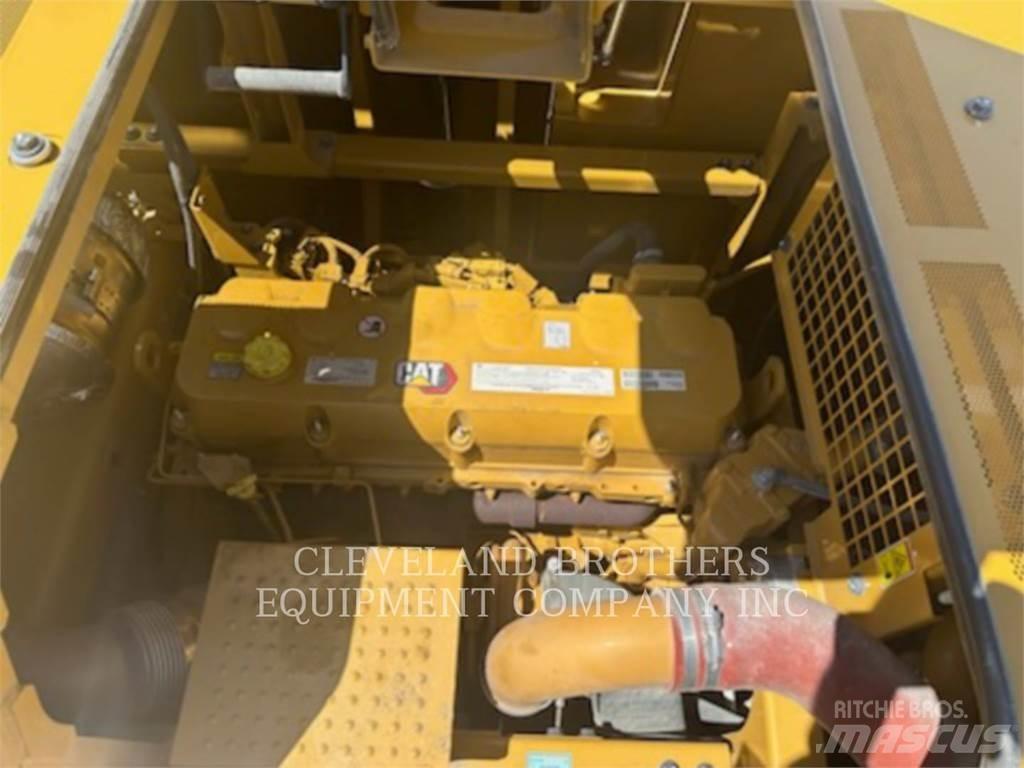 CAT 352 Escavadeiras de esteiras