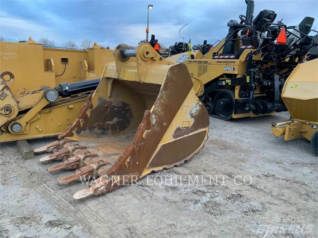 CAT 374 Escavadeiras de esteiras