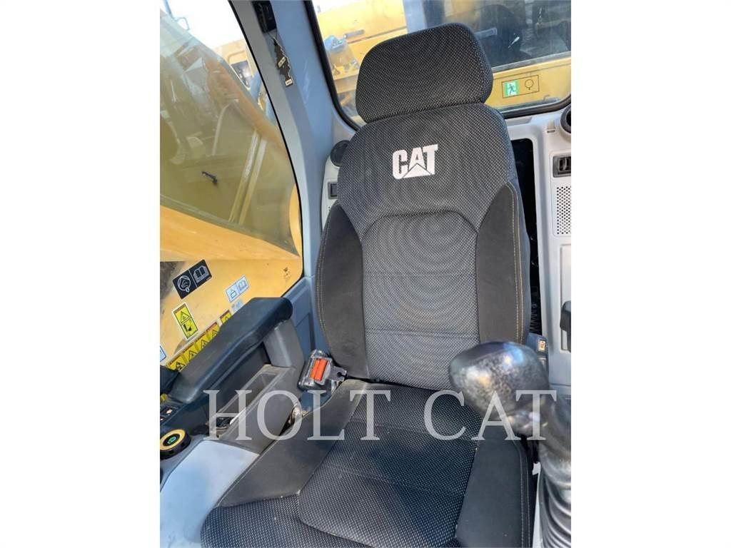 CAT 374 Escavadeiras de esteiras