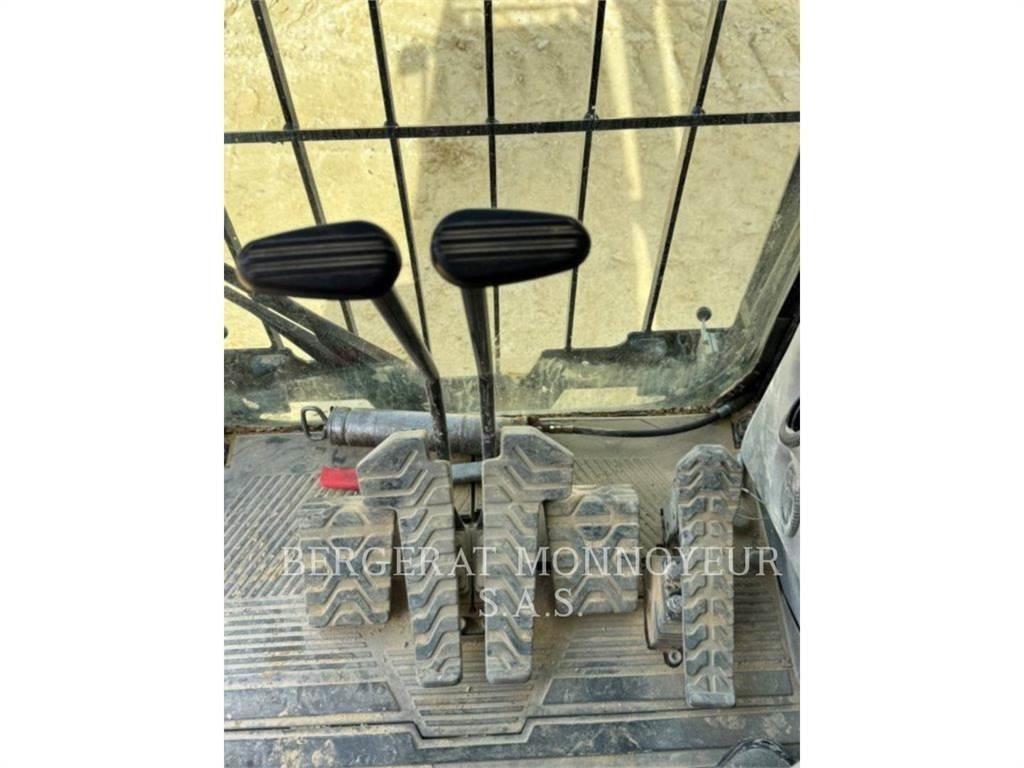 CAT 374-07 Escavadeiras de esteiras