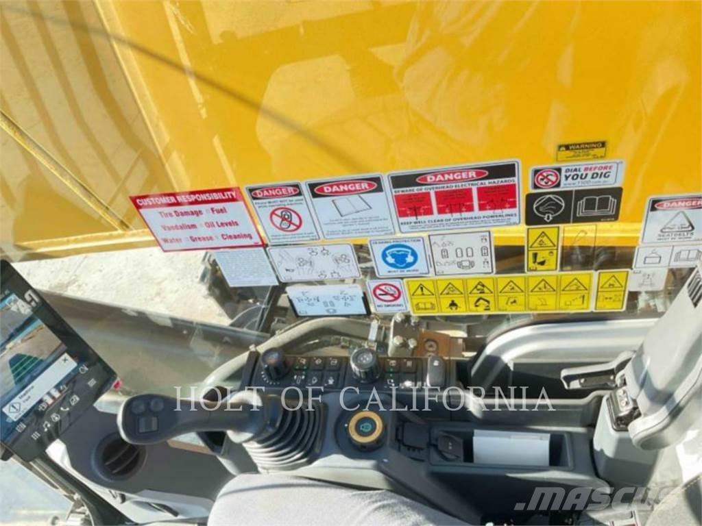 CAT 374 2D Escavadeiras de esteiras