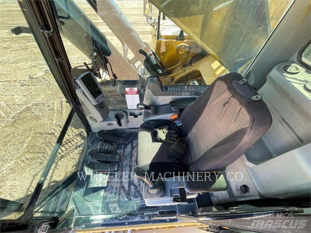 CAT 374F Escavadeiras de esteiras