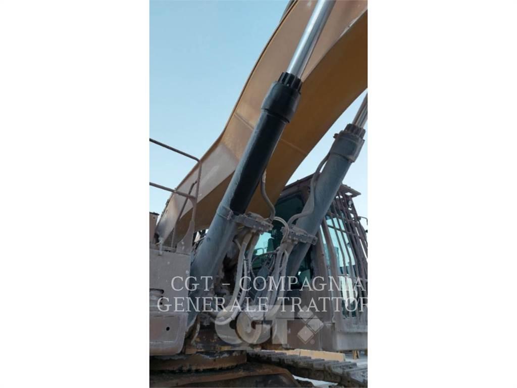 CAT 390F Escavadeiras de esteiras