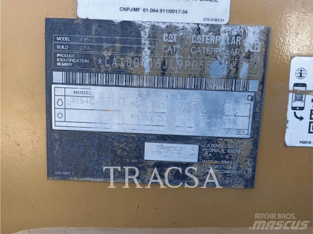 CAT 416 Retroescavadeiras