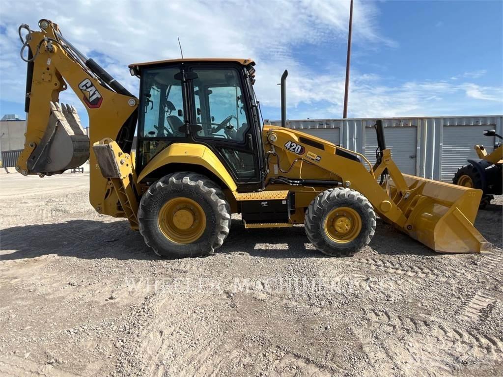 CAT 420 Retroescavadeiras