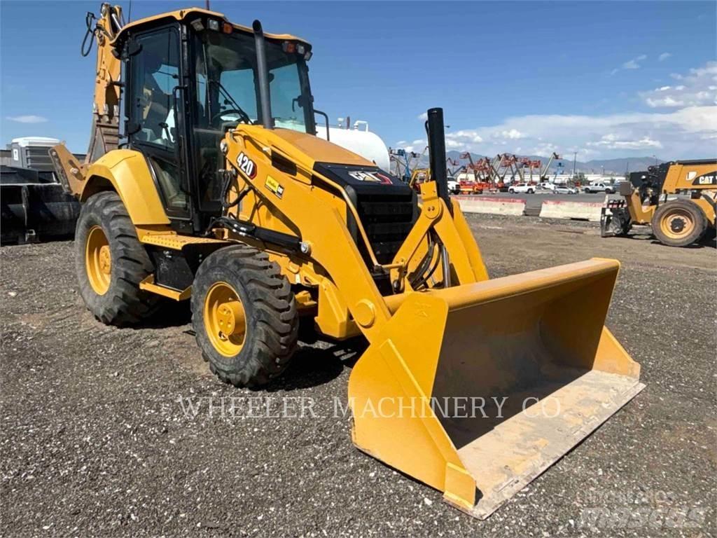 CAT 420 Retroescavadeiras