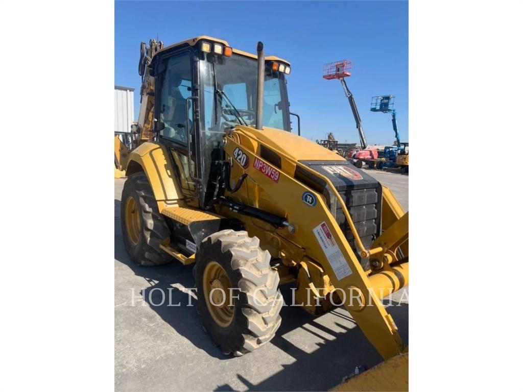CAT 420 Retroescavadeiras