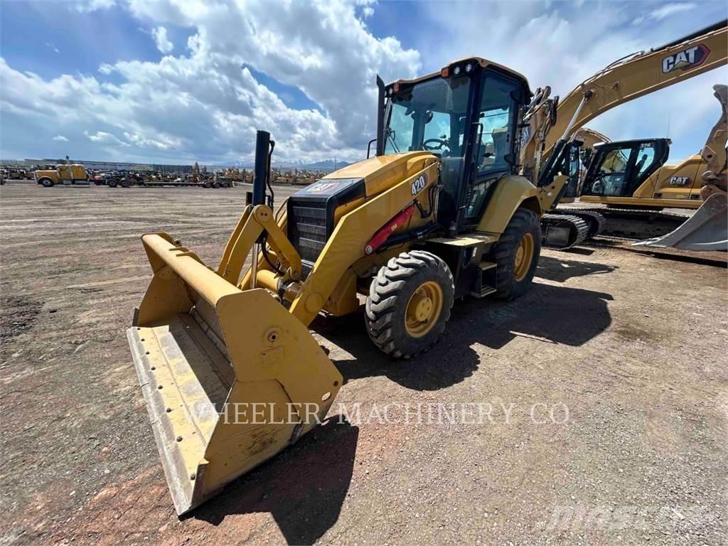 CAT 420 CF Retroescavadeiras