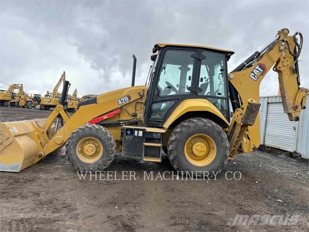 CAT 420 CF Retroescavadeiras