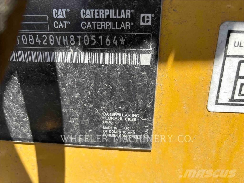 CAT 420 CF Retroescavadeiras