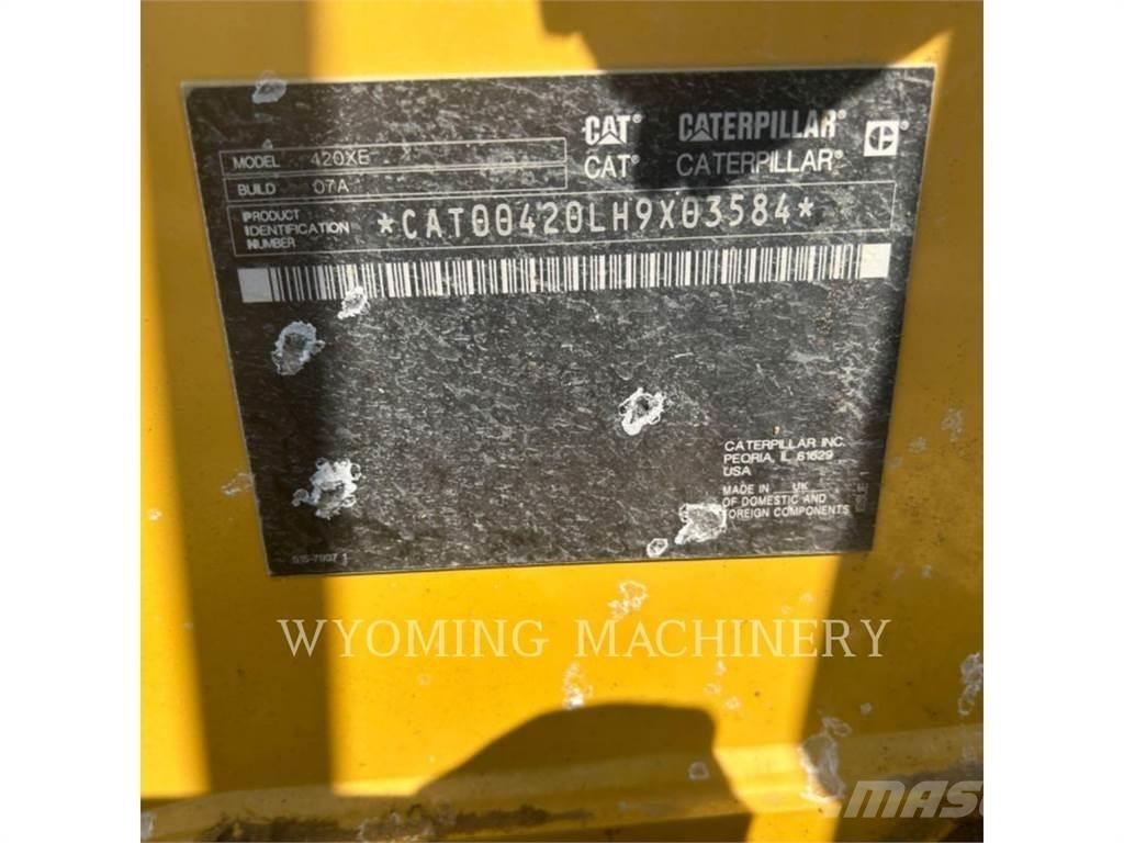 CAT 420 XE Retroescavadeiras