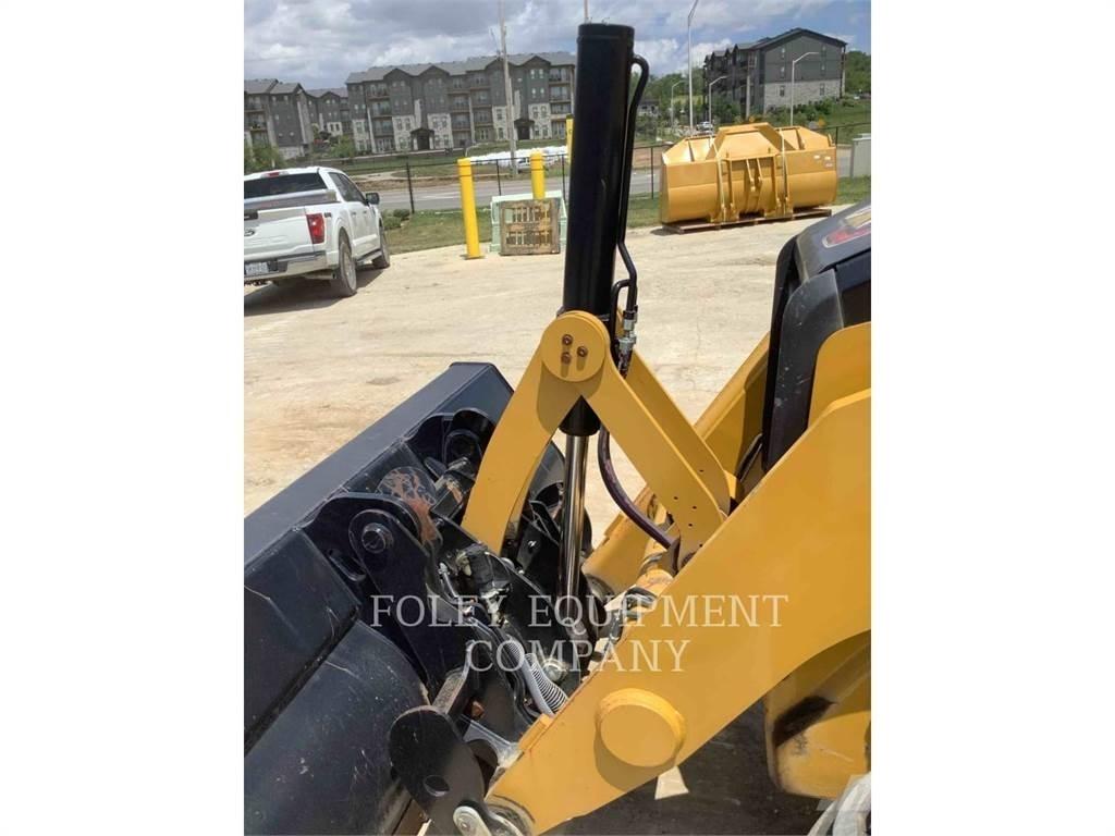 CAT 42007XE Retroescavadeiras