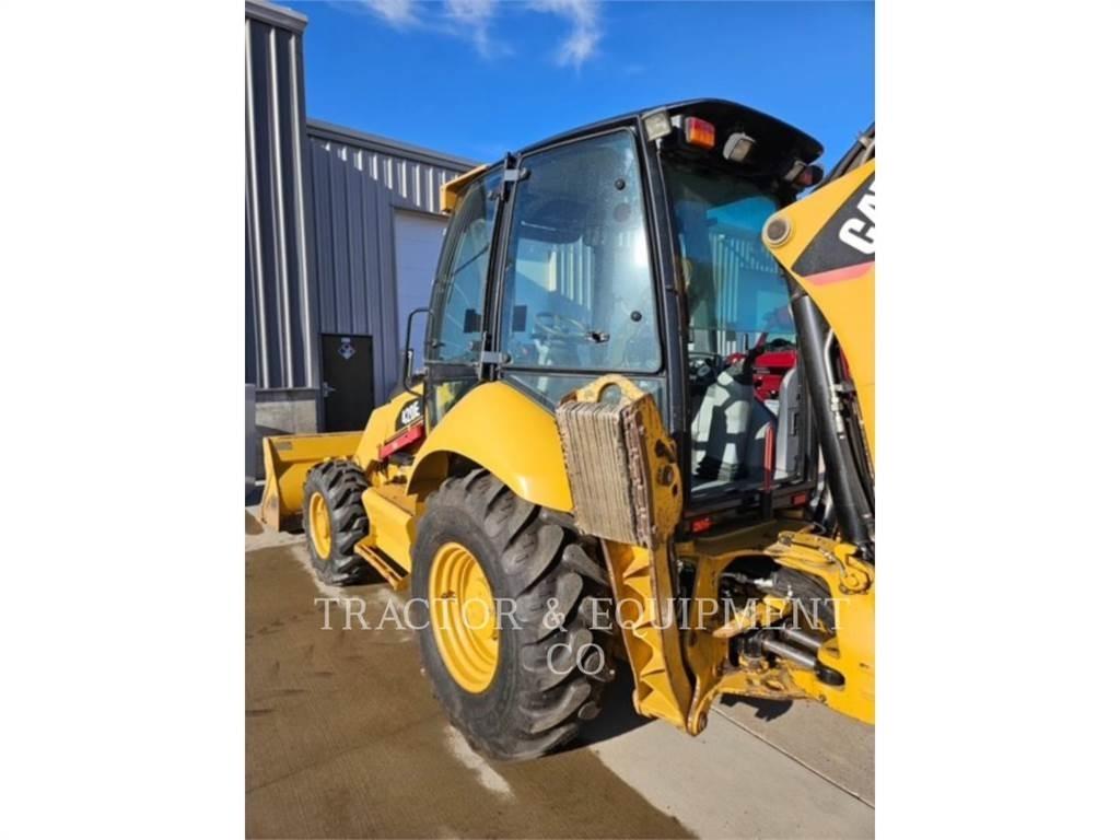 CAT 420E Retroescavadeiras