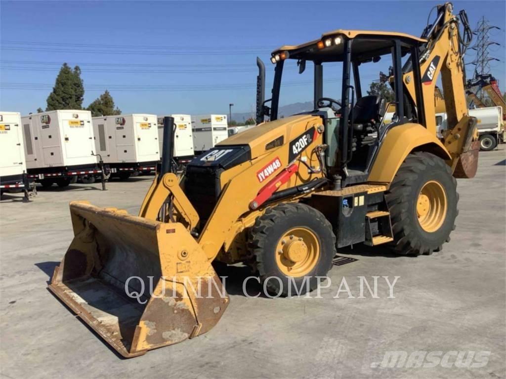 CAT 420F2 Retroescavadeiras