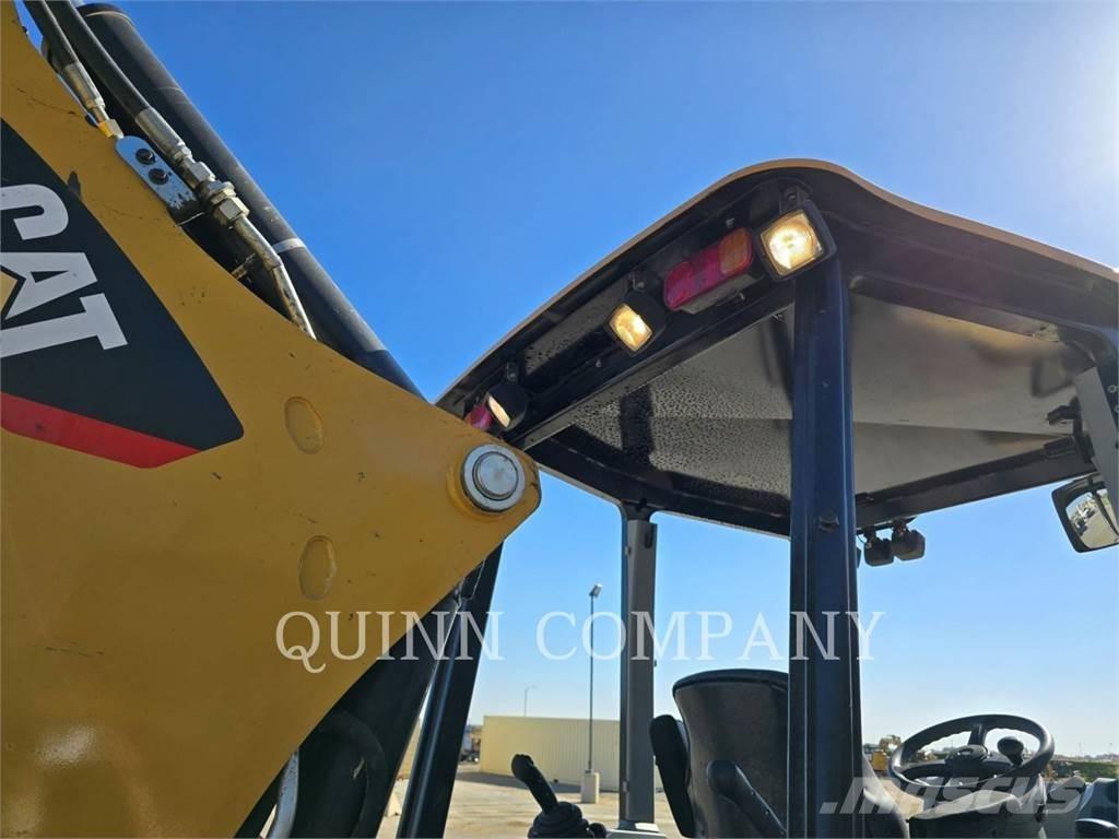 CAT 420F2 Retroescavadeiras