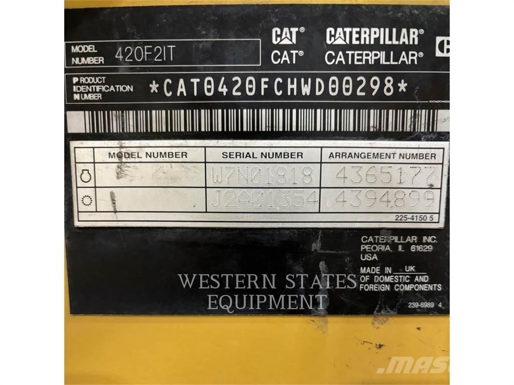 CAT 420F2 Retroescavadeiras