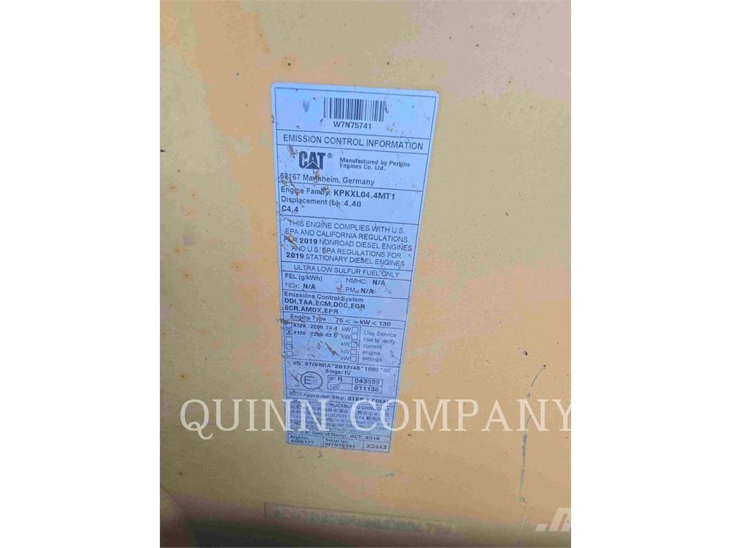 CAT 420F2 Retroescavadeiras