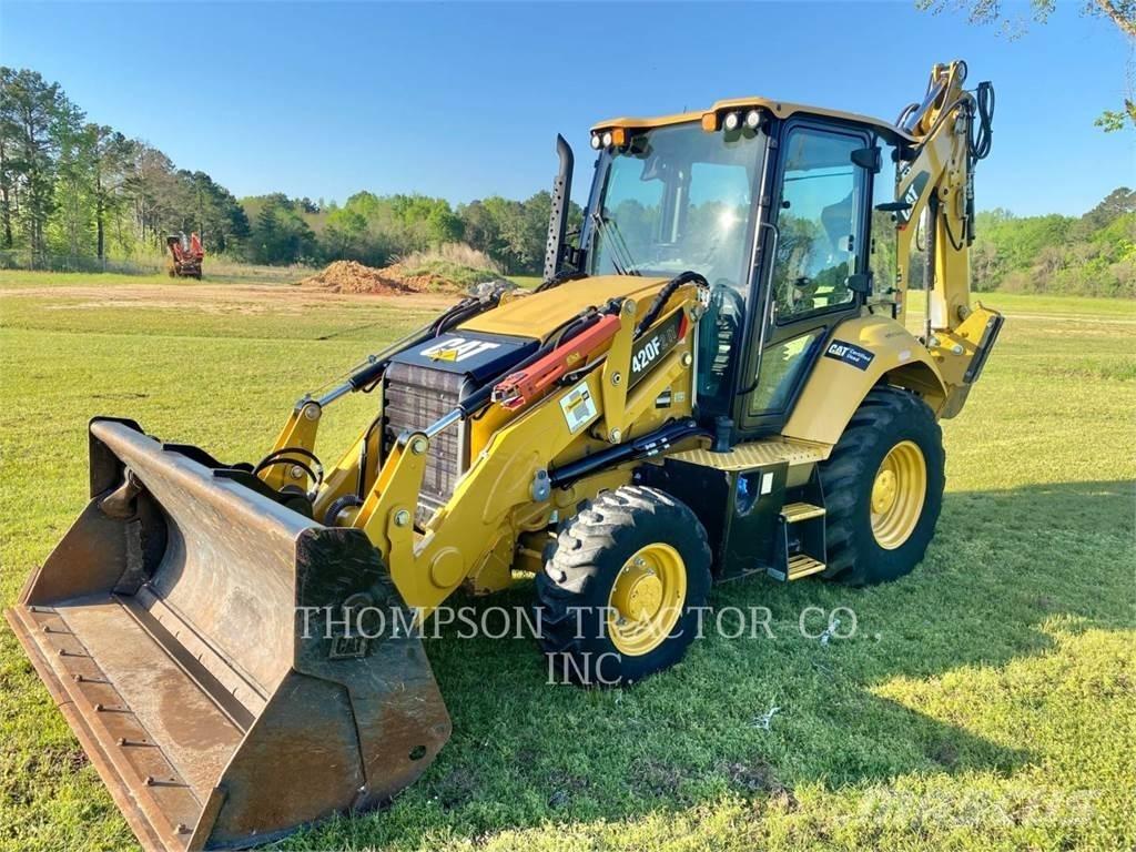 CAT 420F2 Retroescavadeiras