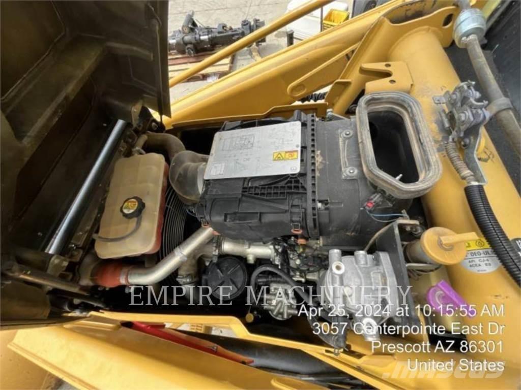CAT 420F2 4EO Retroescavadeiras