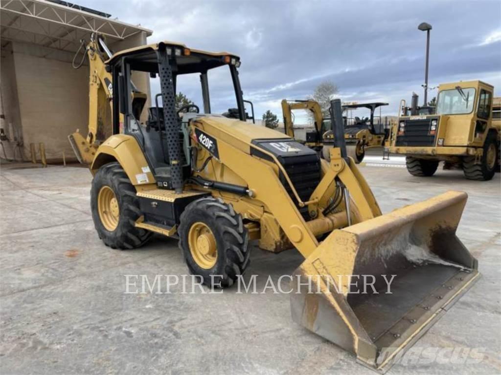 CAT 420F2 4EO Retroescavadeiras