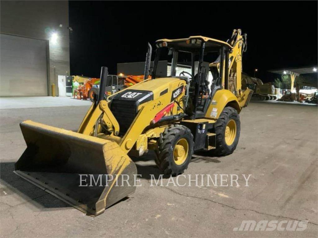 CAT 420F2 4EO Retroescavadeiras