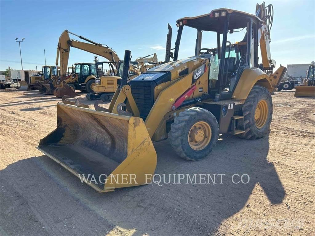 CAT 420F2 4WDE Retroescavadeiras