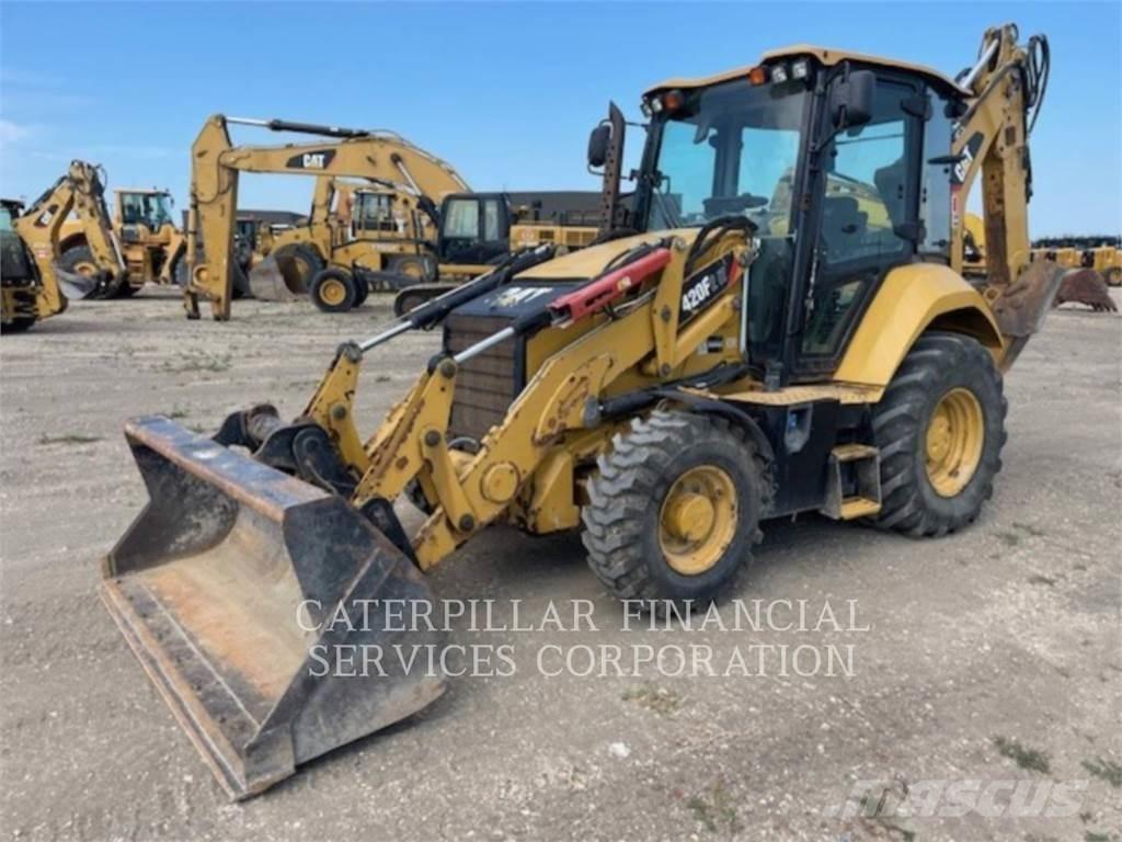 CAT 420F2 IT Retroescavadeiras