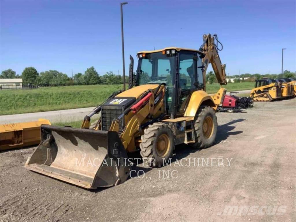 CAT 420F2IT Retroescavadeiras