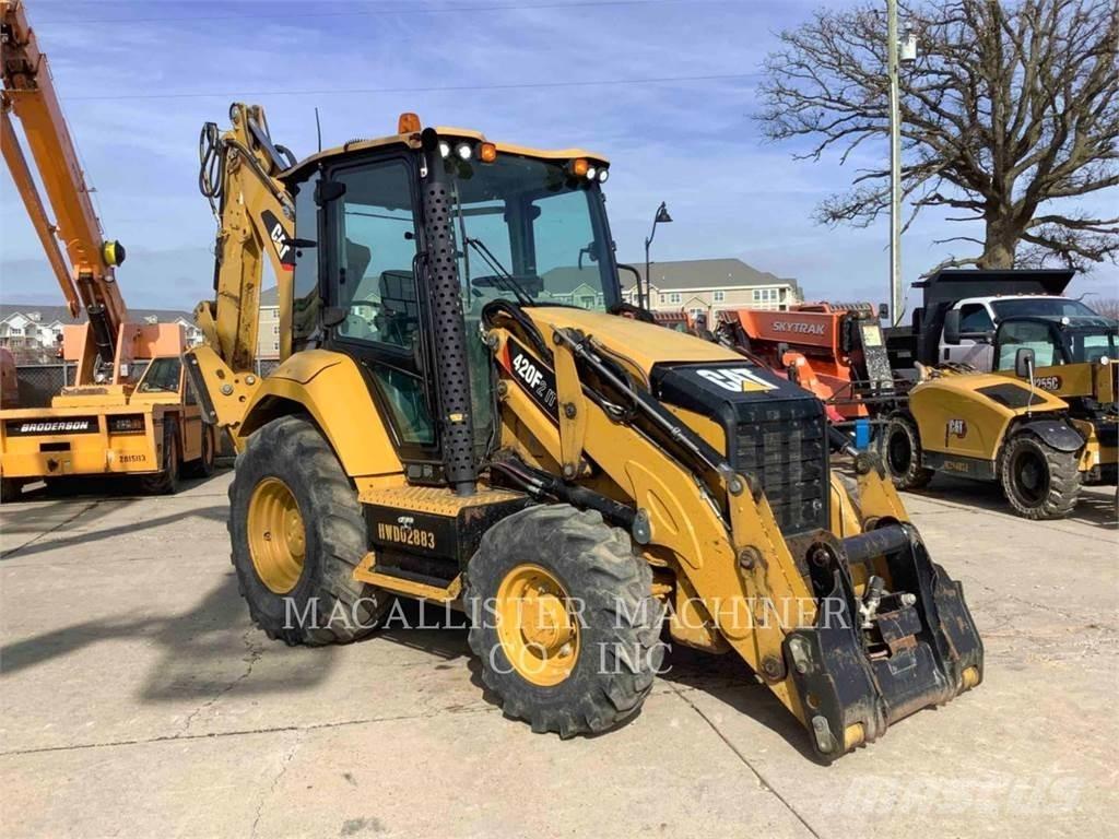 CAT 420F2IT Retroescavadeiras