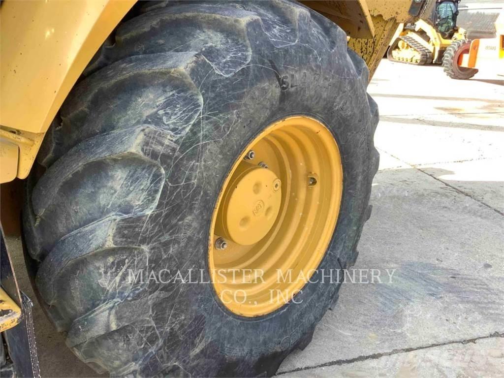 CAT 420F2IT Retroescavadeiras