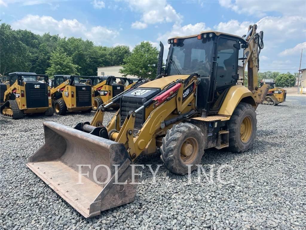 CAT 420F2IT Retroescavadeiras