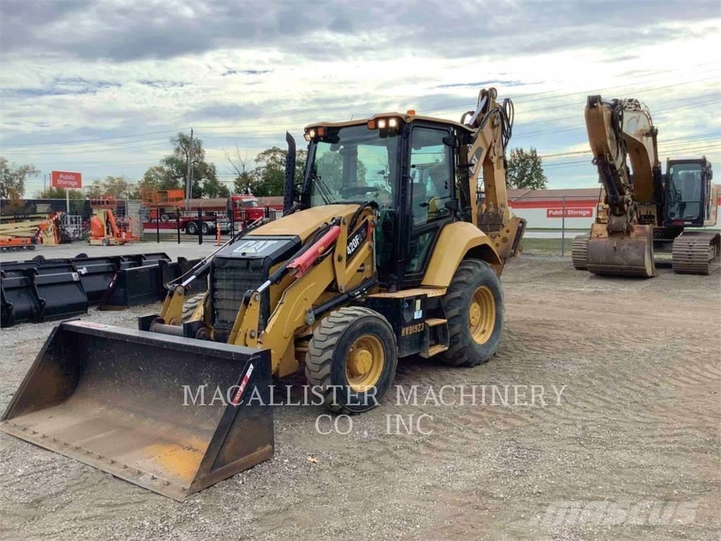 CAT 420F2IT Retroescavadeiras