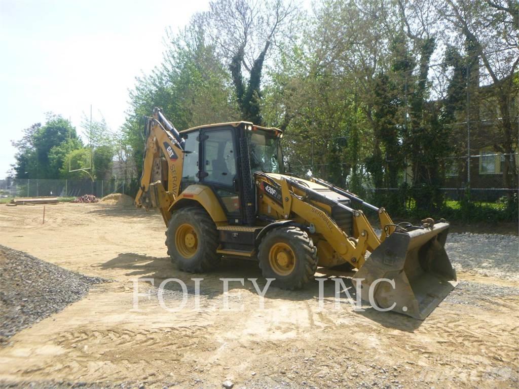 CAT 420F2IT Retroescavadeiras