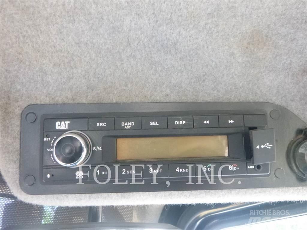 CAT 420F2IT Retroescavadeiras
