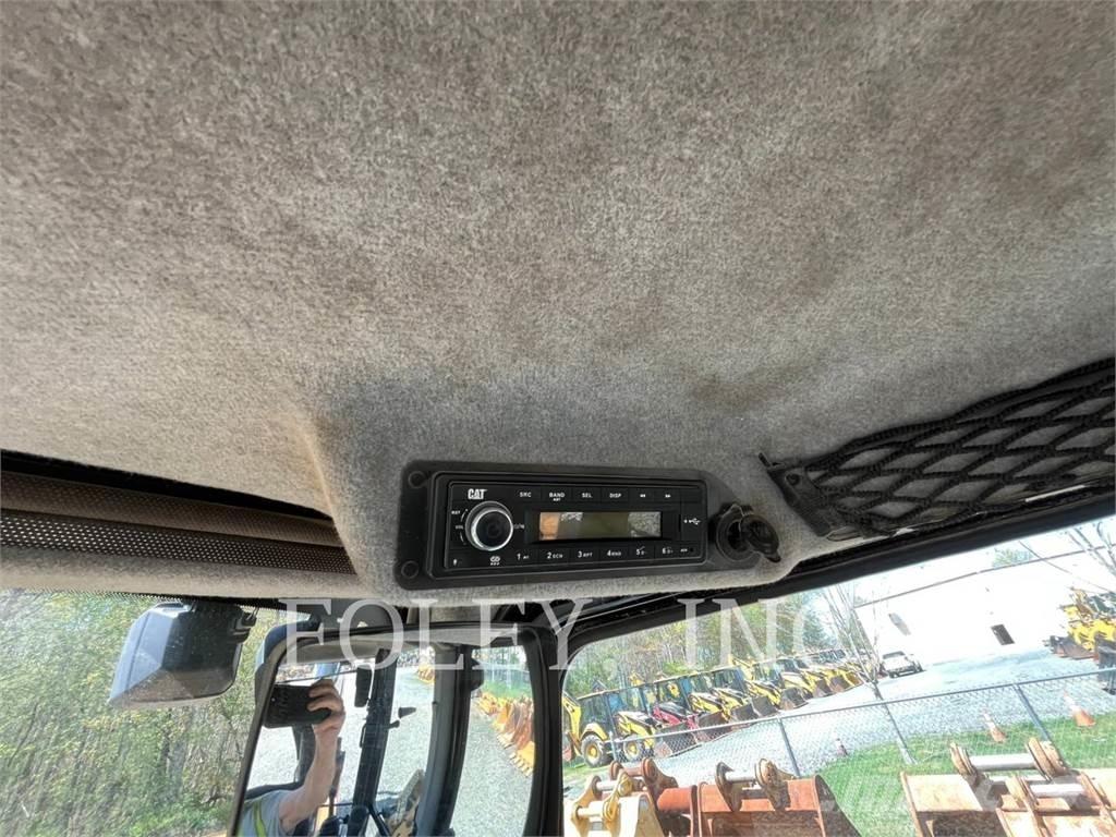 CAT 420F2IT Retroescavadeiras