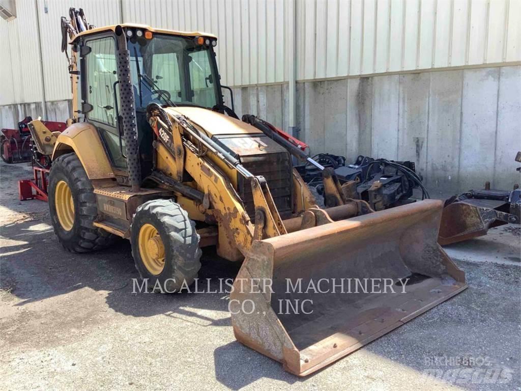 CAT 420F2IT Retroescavadeiras