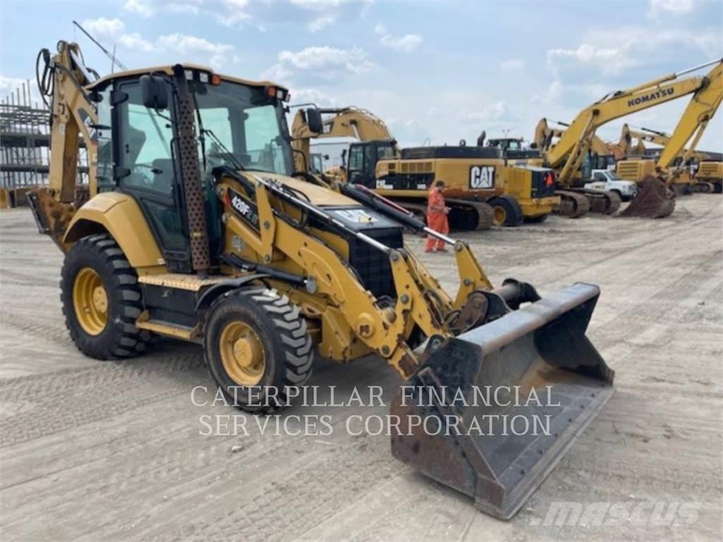 CAT 420F2IT Retroescavadeiras