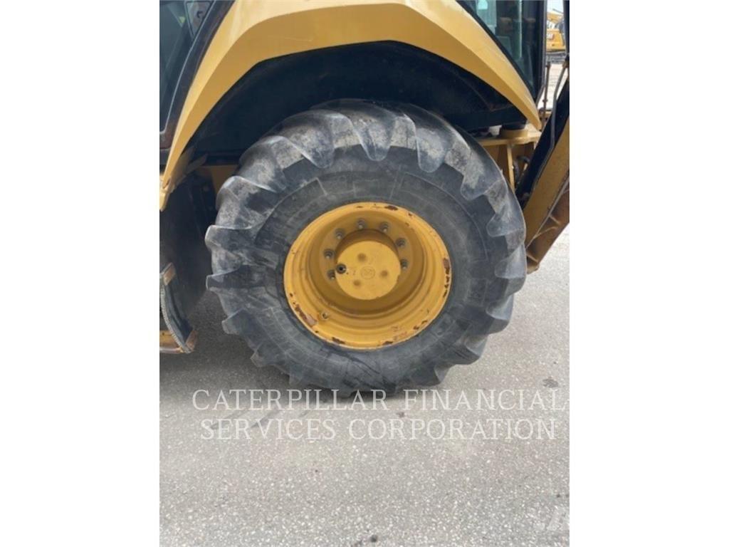 CAT 420F2IT Retroescavadeiras