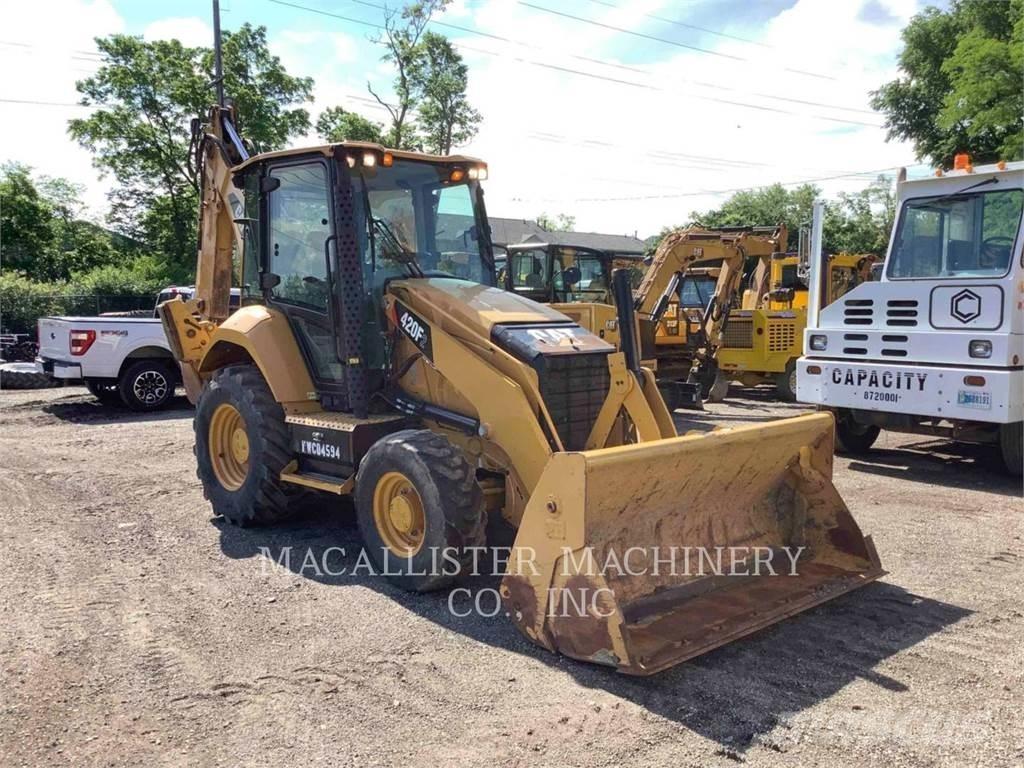 CAT 420F2ST Retroescavadeiras