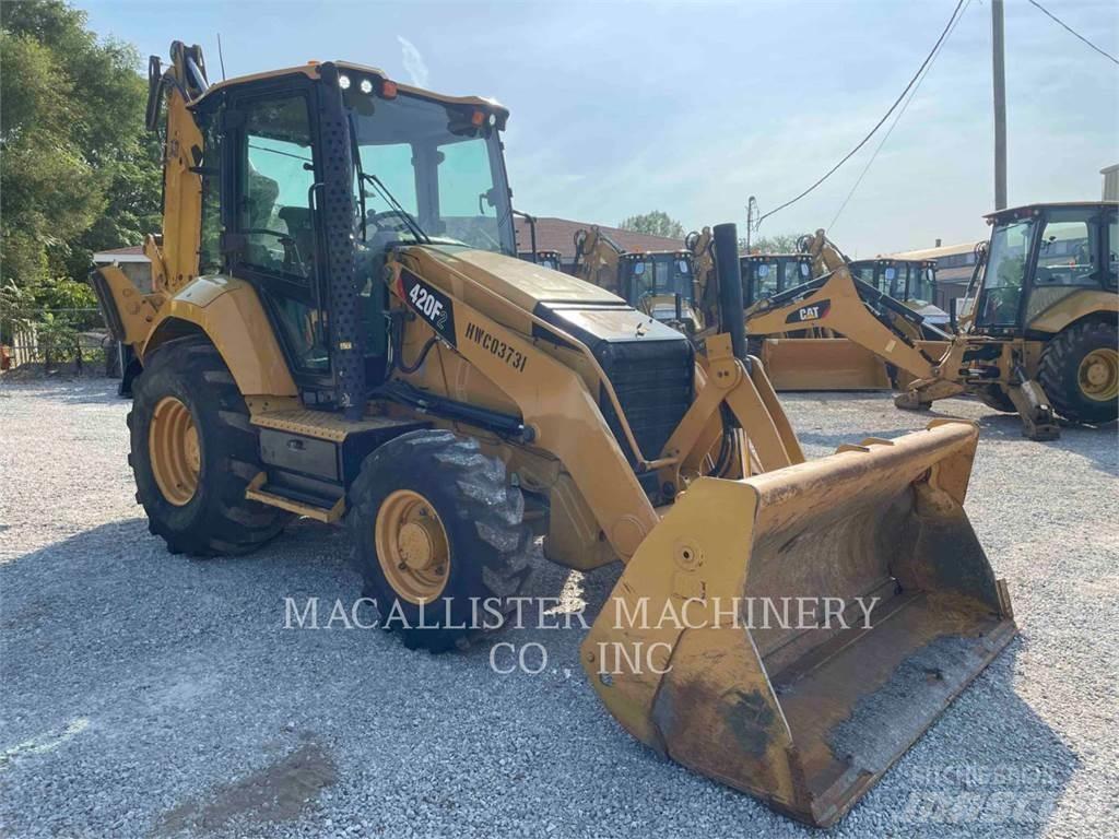 CAT 420F2ST Retroescavadeiras