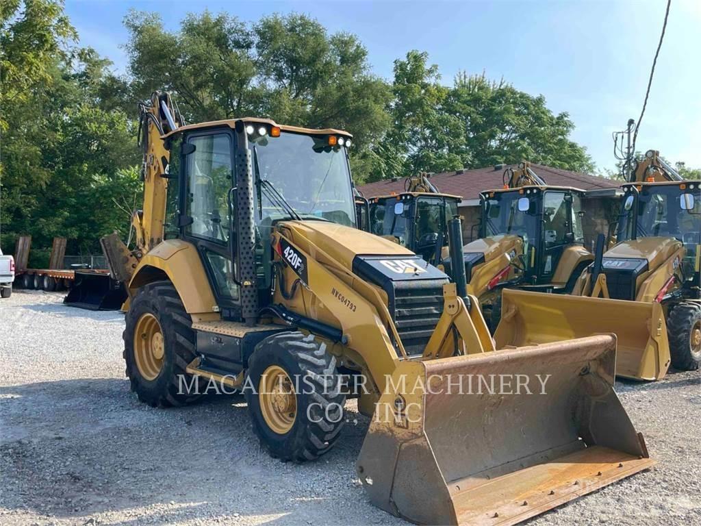 CAT 420F2ST Retroescavadeiras