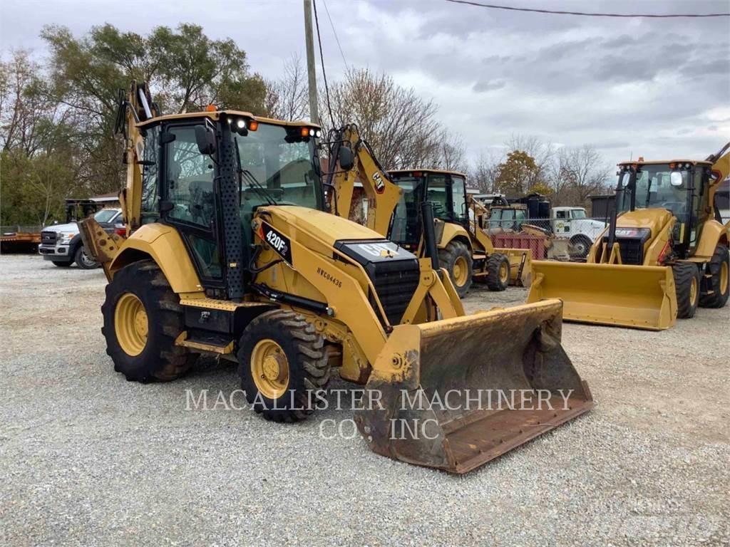 CAT 420F2ST Retroescavadeiras