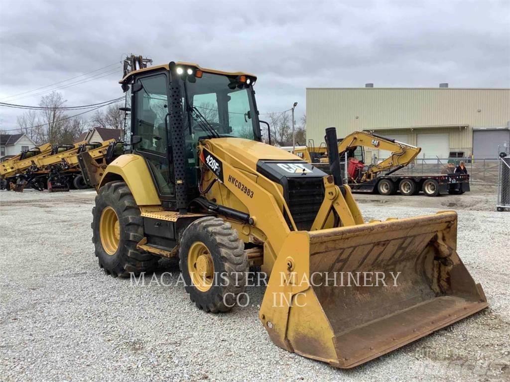 CAT 420F2ST Retroescavadeiras