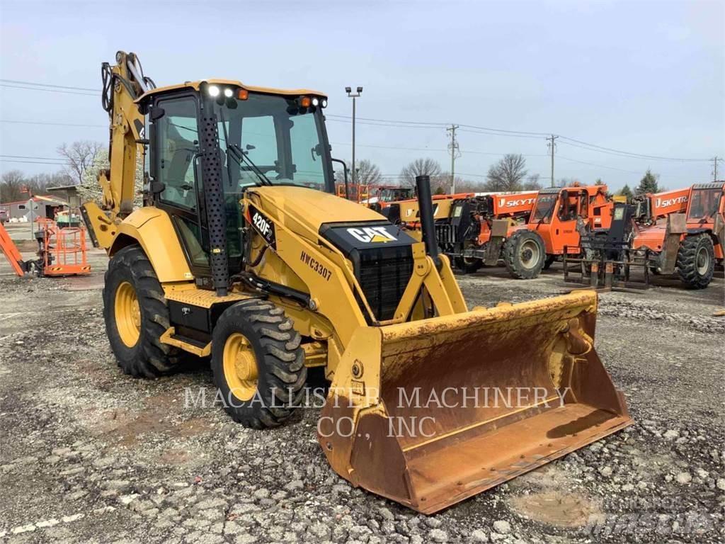 CAT 420F2ST Retroescavadeiras
