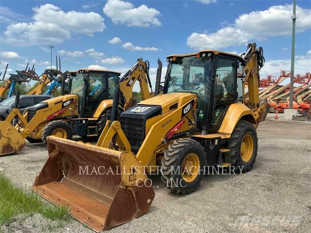 CAT 420F2ST Retroescavadeiras