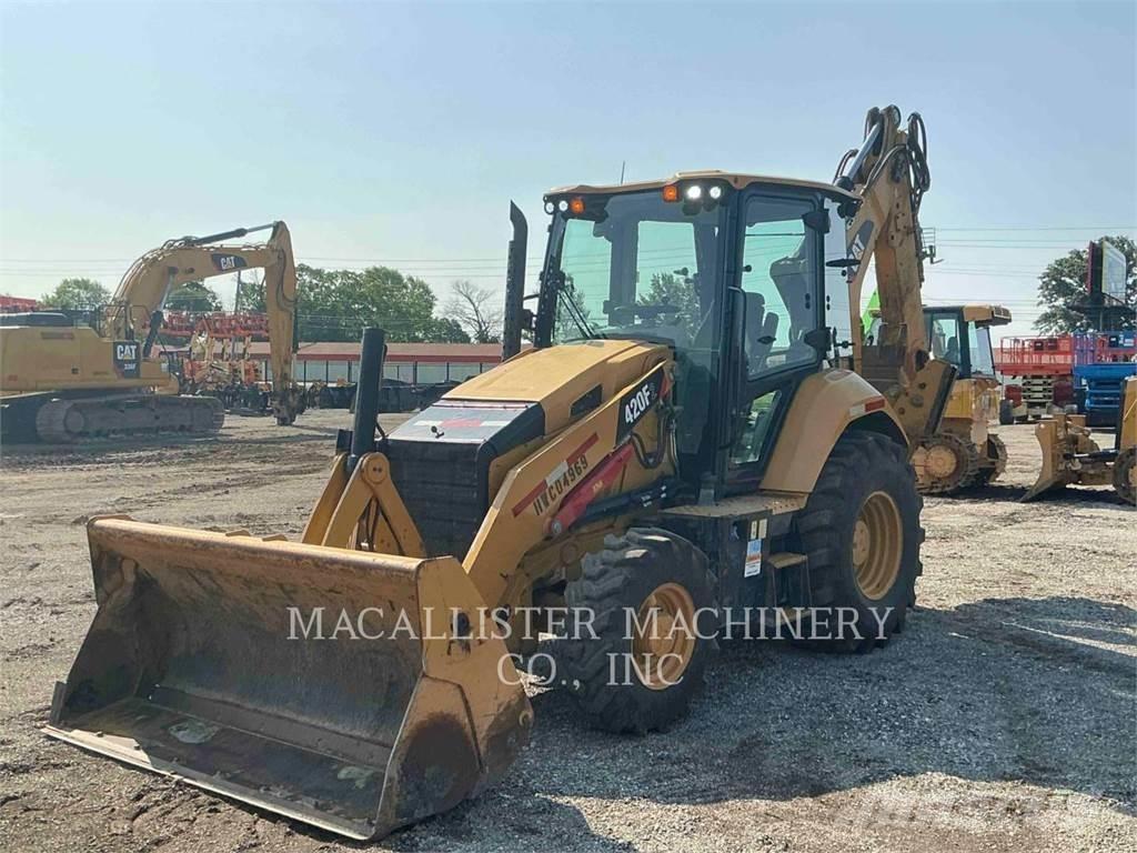 CAT 420F2ST Retroescavadeiras