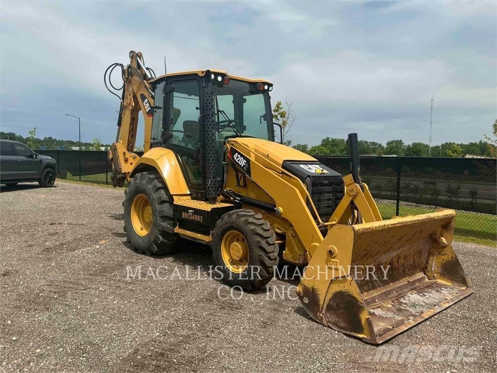 CAT 420F2ST Retroescavadeiras